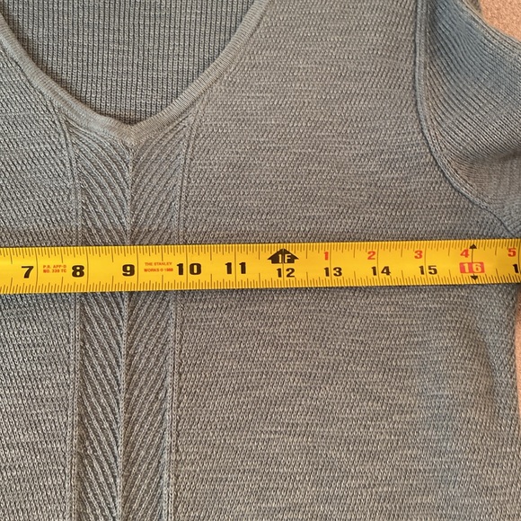 J. Jill - v-neck long sleeve tunic sweater. Size S - Picture 6 of 10